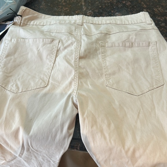 Push up pants size 9 - Picture 4 of 4